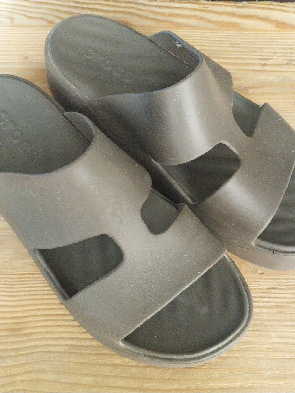 CROCS Brown Dual-Strap Slide Sandals Womens 9 Platform Summer Shoes